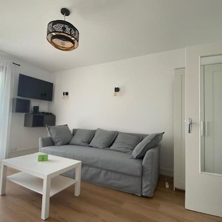 Beautiful Flat For 4 Very Closed To The Beach Cabourg Exterior foto